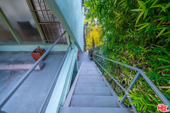 1811 Fanning Street, Los Angeles, California 90026