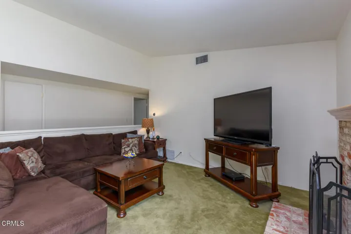 1892 Hanley Ave Simi Valley CA 93065 USA