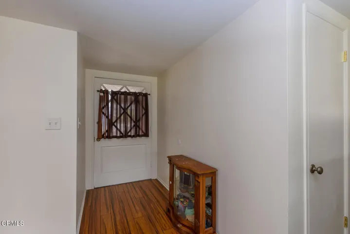 1892 Hanley Ave Simi Valley CA 93065 USA