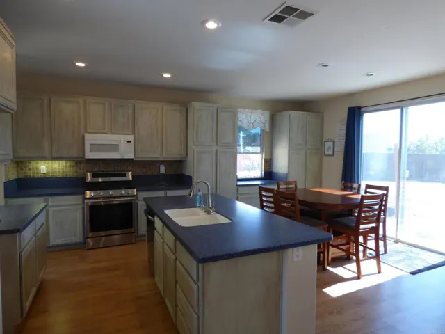 36907 Rancho Kiel Road, Winchester, California 92596