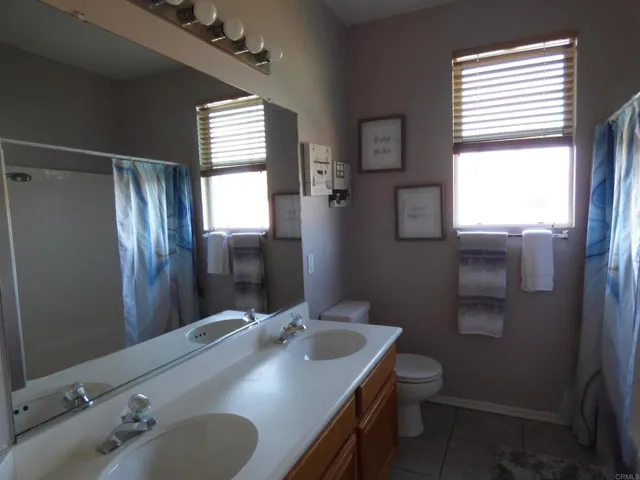 36907 Rancho Kiel Road, Winchester, California 92596