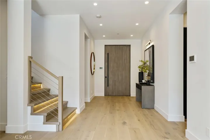 4257 Denny Avenue, Toluca Lake, California 91602
