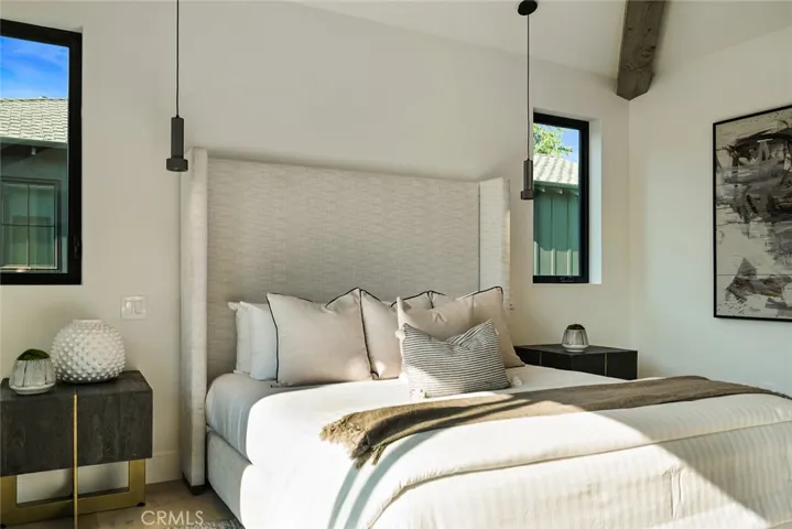 4257 Denny Avenue, Toluca Lake, California 91602