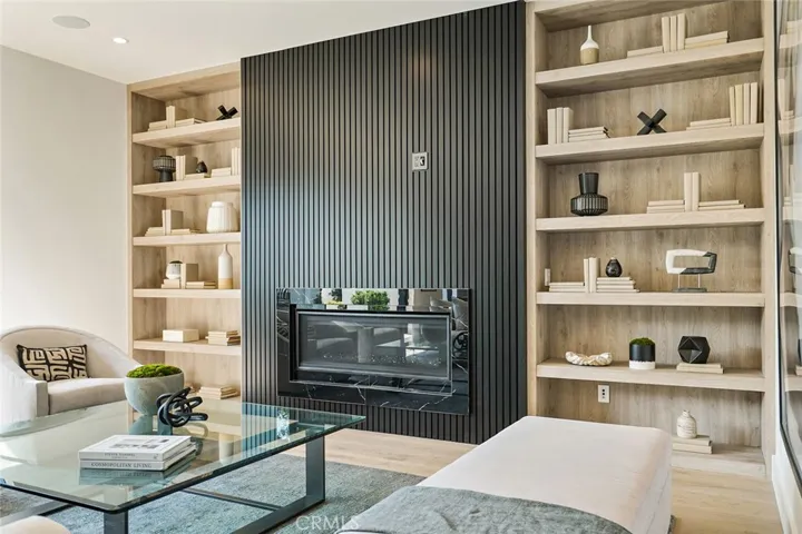 4257 Denny Avenue, Toluca Lake, California 91602