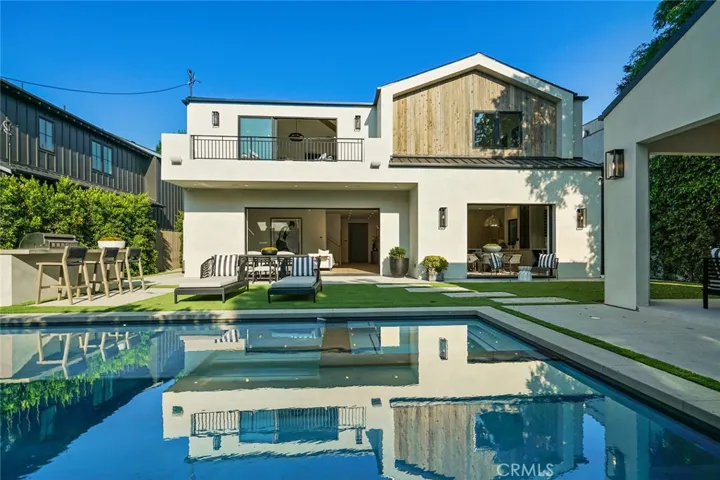 4257 Denny Avenue, Toluca Lake, California 91602