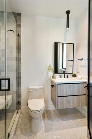 4257 Denny Avenue, Toluca Lake, California 91602