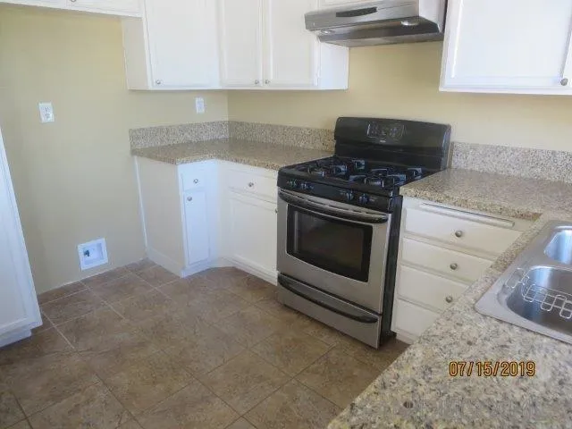 1480 Countryview Ln, Vista, California 92081