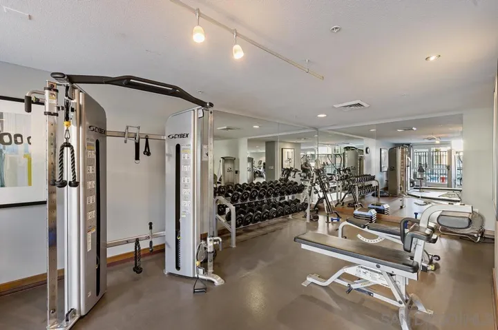 325 7th Ave. 1608, San Diego, California 92101