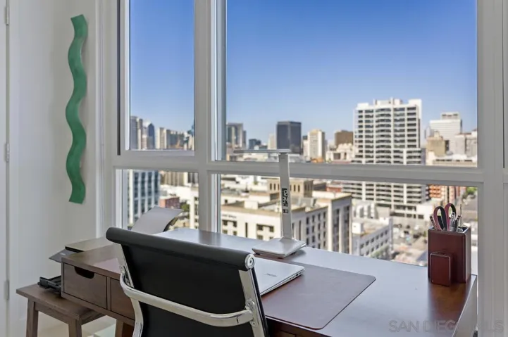 325 7th Ave. 1608, San Diego, California 92101