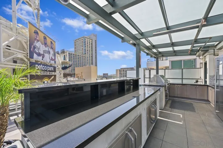 325 7th Ave. 1608, San Diego, California 92101