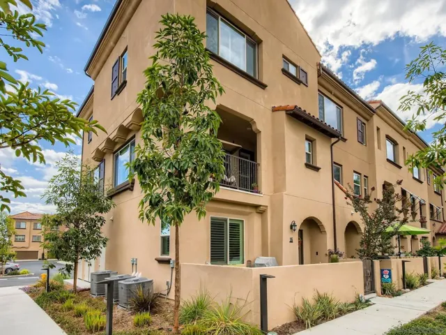 1569 Castillo Way 15, Vista, California 92081