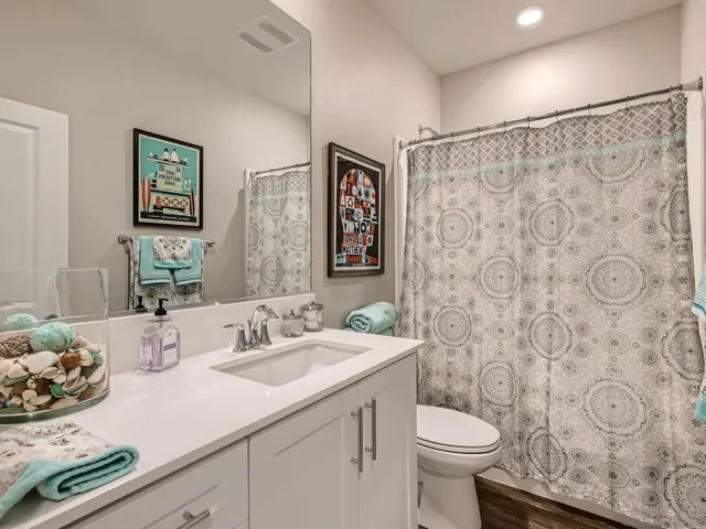 1569 Castillo Way 15, Vista, California 92081