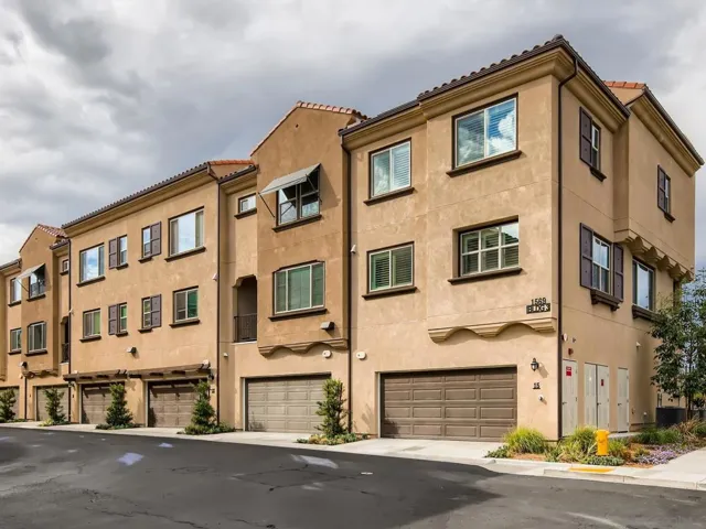 1569 Castillo Way 15, Vista, California 92081
