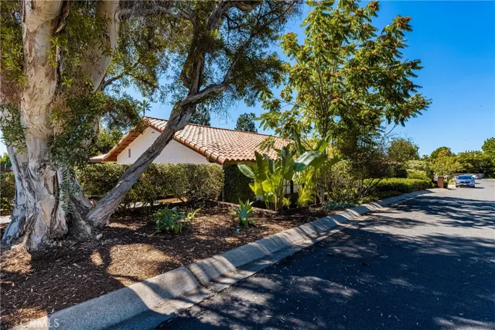18252 Hillcrest Circle, Villa Park, California 92861
