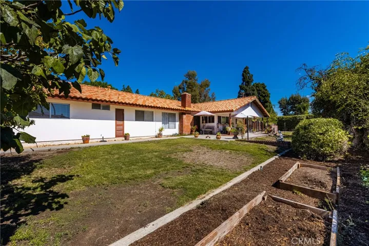 18252 Hillcrest Circle, Villa Park, California 92861