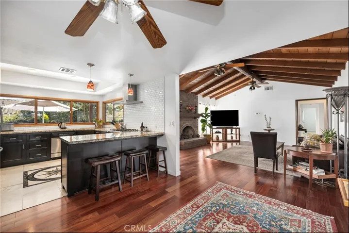 18252 Hillcrest Circle, Villa Park, California 92861