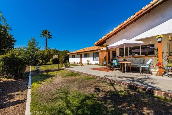 18252 Hillcrest Circle, Villa Park, California 92861
