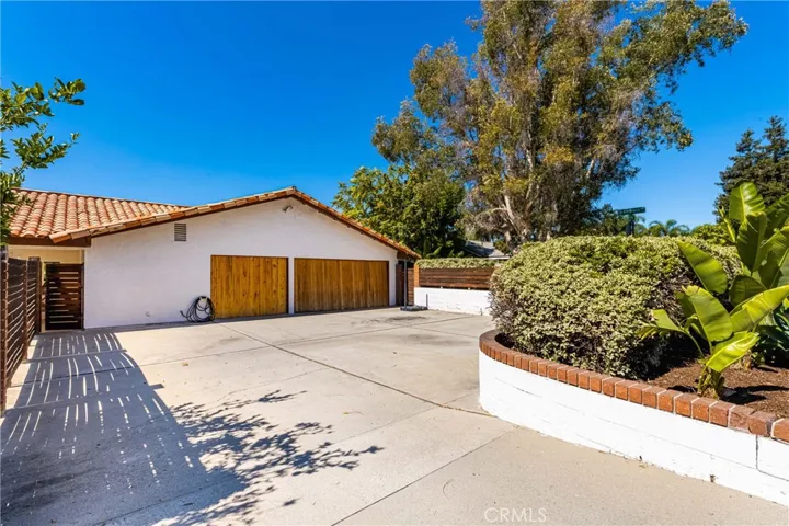 18252 Hillcrest Circle, Villa Park, California 92861