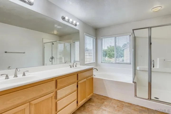16515 Badalona St., Lake Elsinore, California 92530