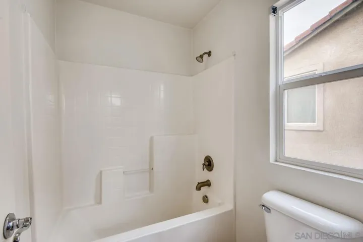 16515 Badalona St., Lake Elsinore, California 92530