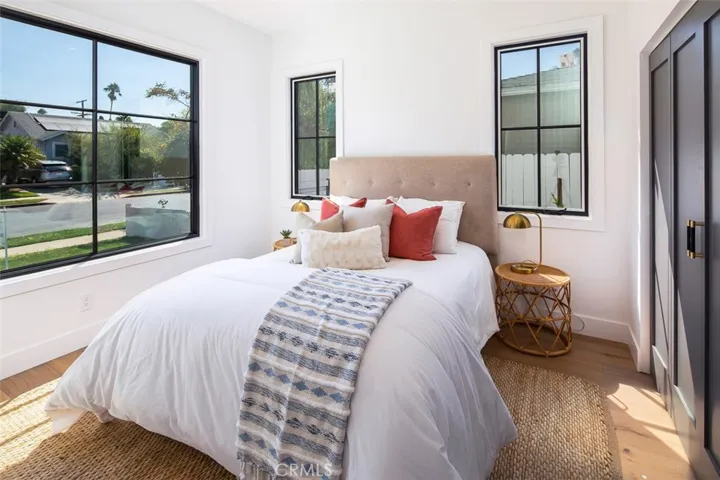 1141 S Curson Avenue, Los Angeles, California 90019