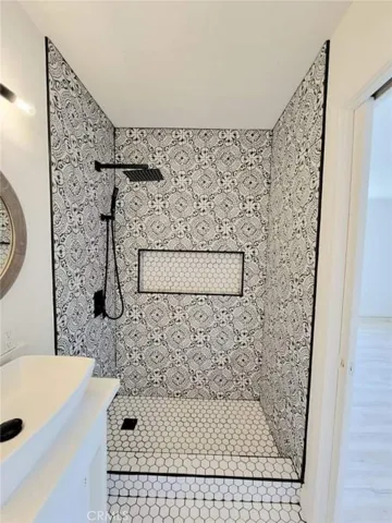 7395 Dumosa Avenue, Yucca Valley, California 92284
