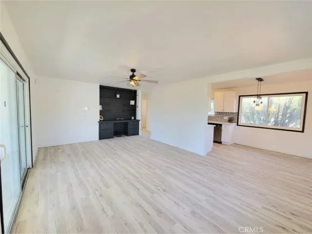 7395 Dumosa Avenue, Yucca Valley, California 92284
