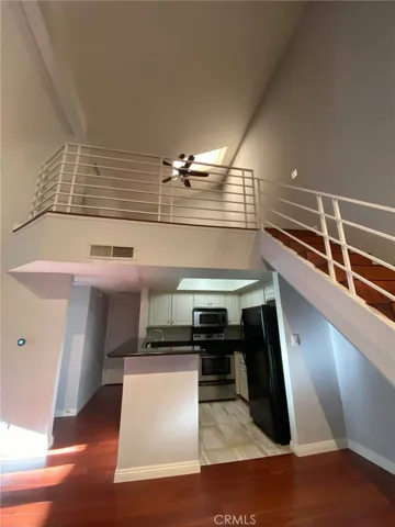 64 N Mar Vista Avenue 225, Pasadena, California 91106