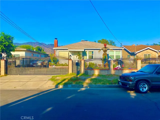 12878 Norris Avenue, Sylmar, California 91342