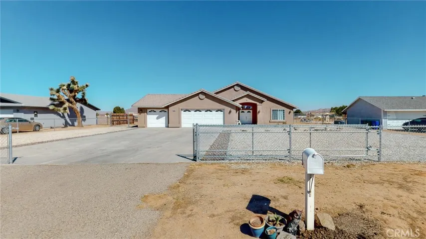 Expansive driveway allows for RV parking