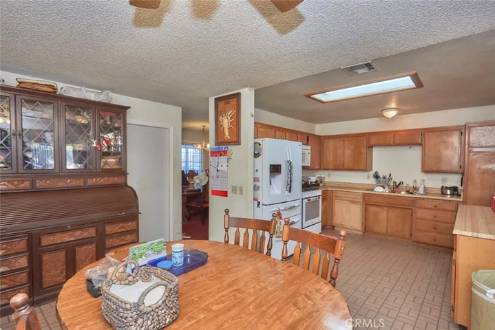 12902 El Evado Road, Victorville, California 92392