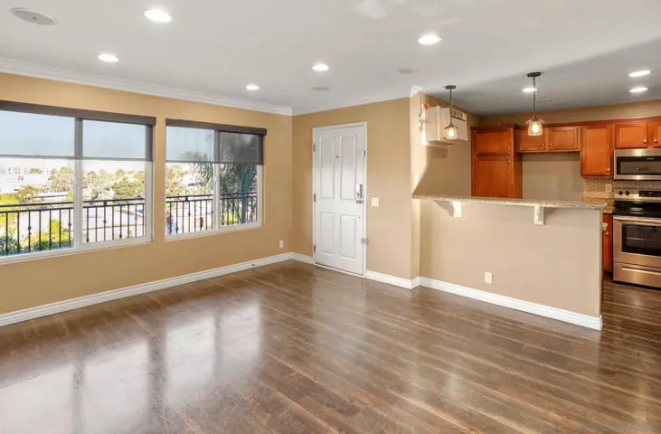 1233 22nd St 16, San Diego, California 92102