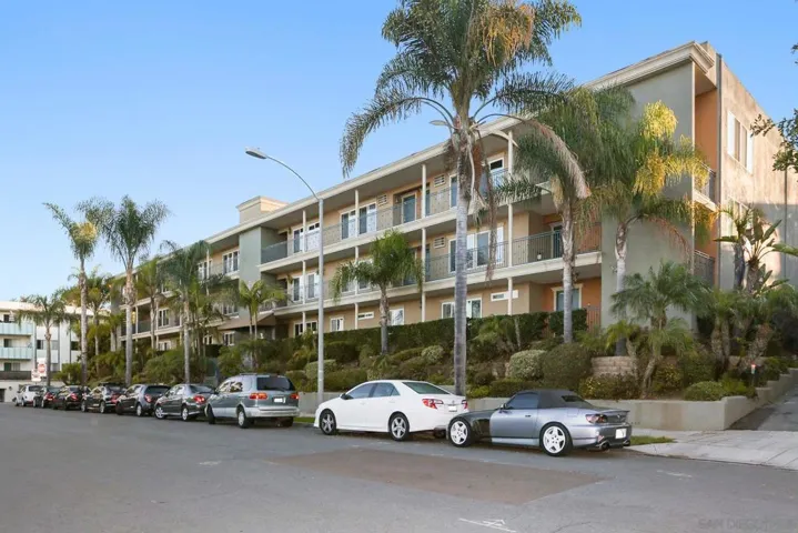 1233 22nd St 16, San Diego, California 92102