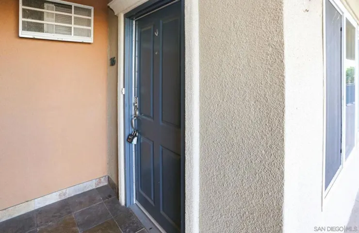 1233 22nd St 16, San Diego, California 92102