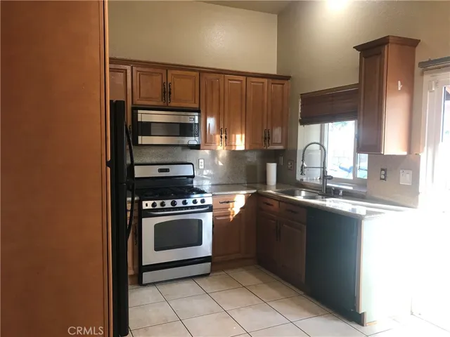 24225 Sun Valley Road, Riverside, California 92553