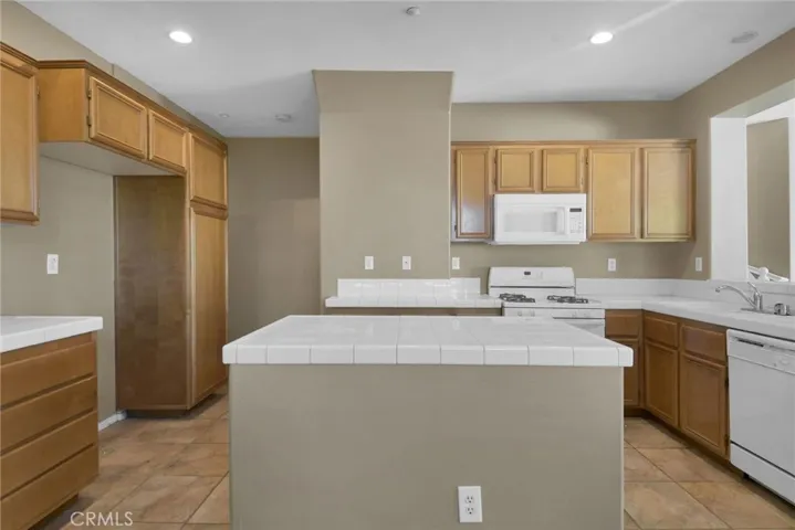 27880 John F Kennedy Drive B, Moreno Valley, California 92555