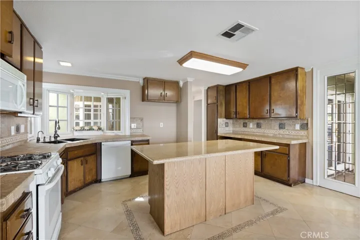 10266 Victoria Street, Rancho Cucamonga, California 91701