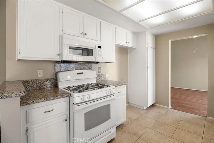 28814 Bridge Water Lane, Menifee, California 92584