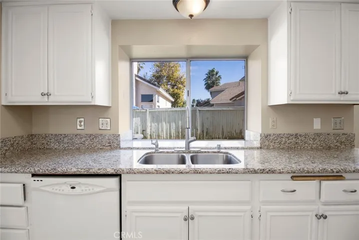 28814 Bridge Water Lane, Menifee, California 92584