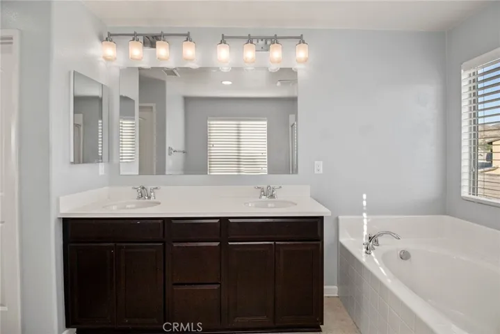 29483 Jersey, Lake Elsinore, California 92530