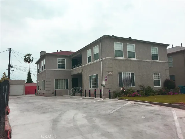 3538 West Adams, Los Angeles, California 90018