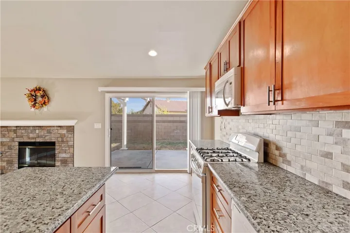 2672 Knox Avenue, Rosamond, California 93560