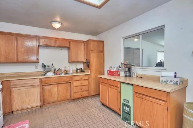 12902 El Evado Road, Victorville, California 92392