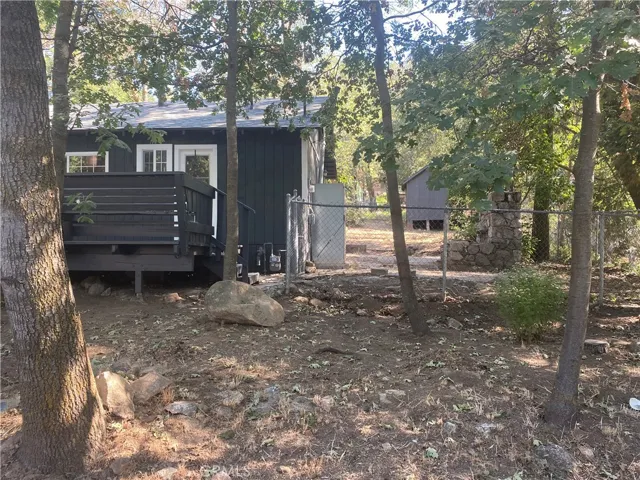 SIDE OF HOME FIRE PIT