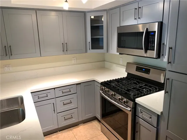600 Central Avenue 331, Riverside, California 92507