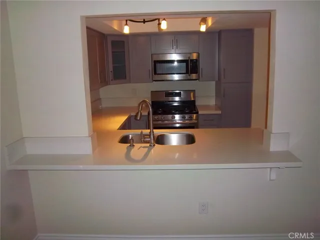 600 Central Avenue 331, Riverside, California 92507