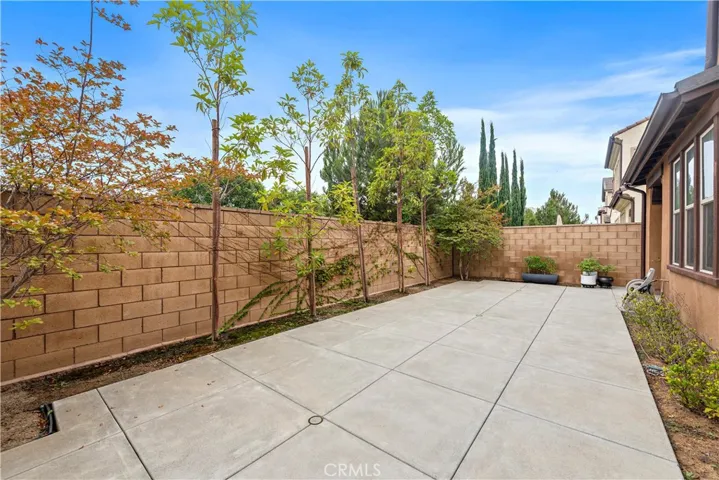 67 Barnes Road, Tustin, California 92782
