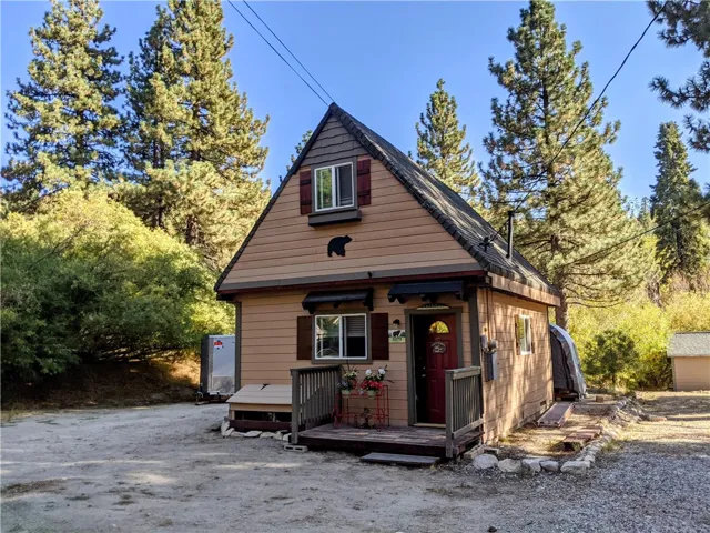 33379 Lakeside Drive, Green Valley Lake, California 92341