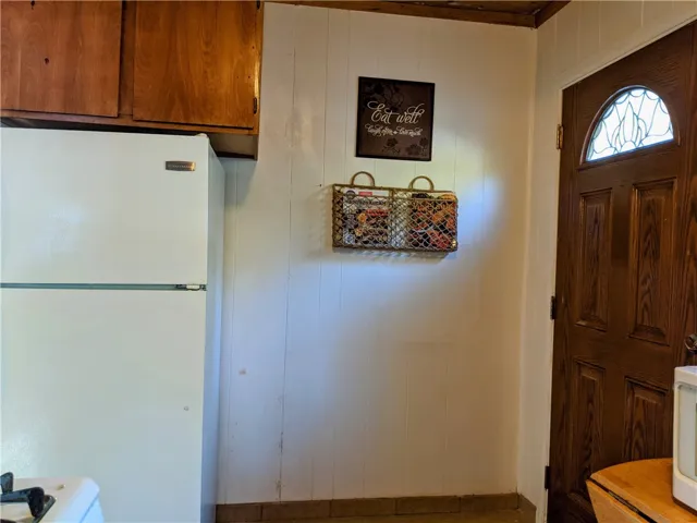 33379 Lakeside Drive, Green Valley Lake, California 92341