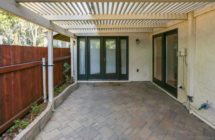 9704 Caminito De La Fada, San Diego, California 92124